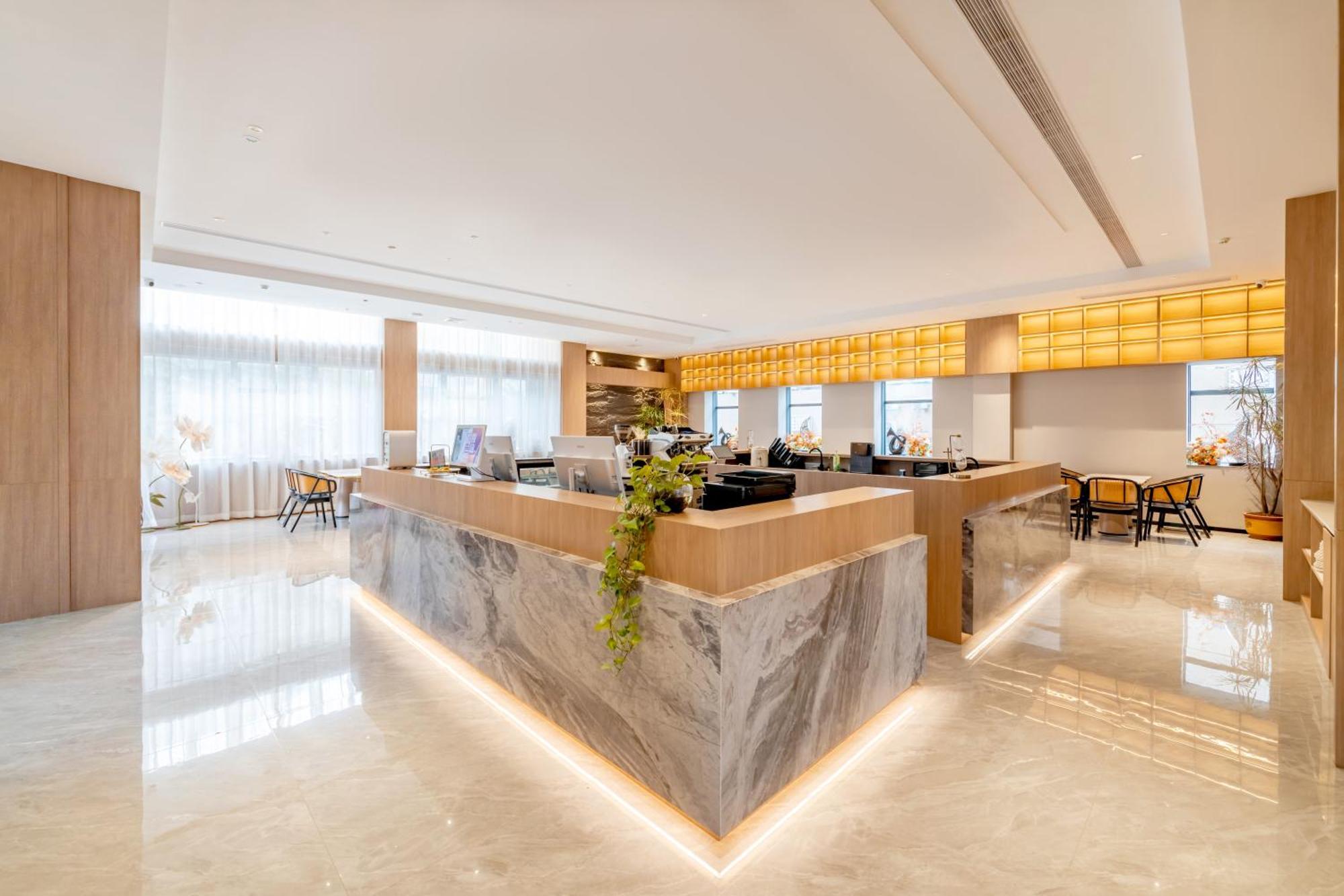Luyue Hotel Movie Hotel Huaqiangbei Convention And Exhibition Center Branch Shenzhen Exterior foto