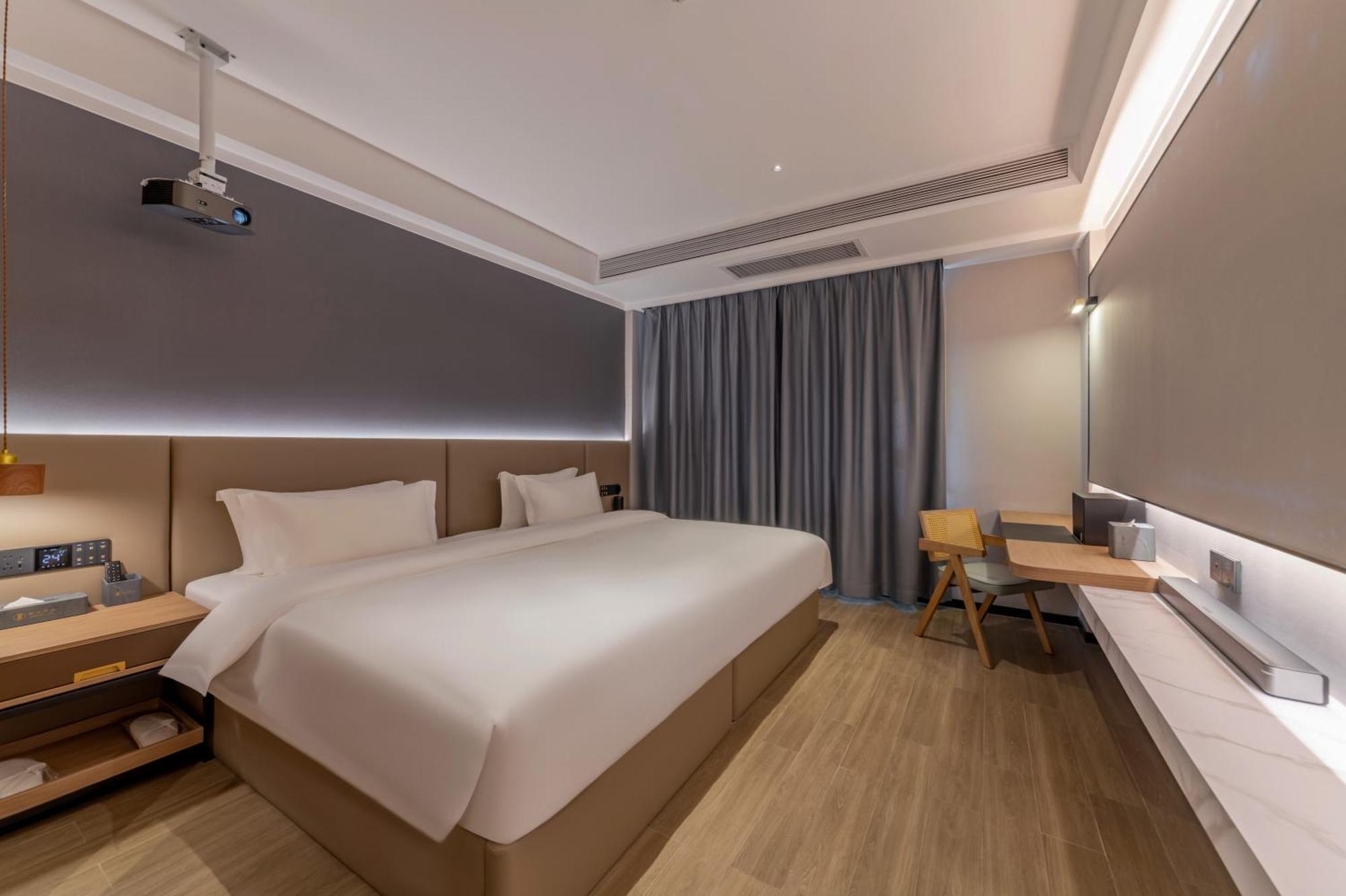 Luyue Hotel Movie Hotel Huaqiangbei Convention And Exhibition Center Branch Shenzhen Exterior foto